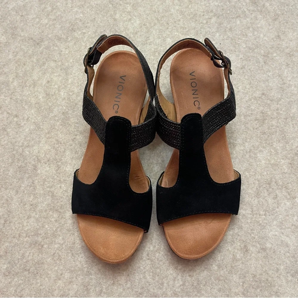 Vionic Kaytie Black Leather Suede T-Strap Wedge Sandal Womens size 8